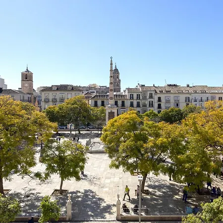 -malagasunapts-merced Square Picasso Dream Apartment *
