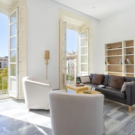 -malagasunapts-merced Square Picasso Dream * Malaga