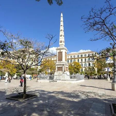 -malagasunapts-merced Square Picasso Dream Apartment *